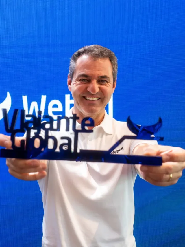 André Freitas: o brasileiro que deu a volta ao mundo de helicóptero