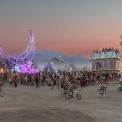 Burning Man: tudo o que você precisa saber sobre a edição 2025 do evento