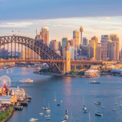 Quanto custa um intercâmbio na Austrália em 2025: guia com valores e dicas para economizar