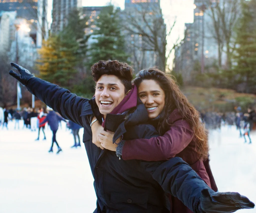 Casal patinando no Central Park
