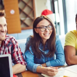Intercâmbio com trabalho: países que permitem estudar e ganhar dinheiro no exterior