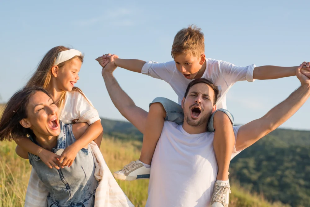 Família curtindo férias